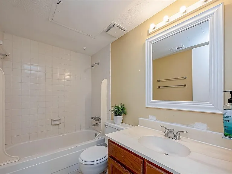 10555 Turtlewood Ct #1109 — Photo 24