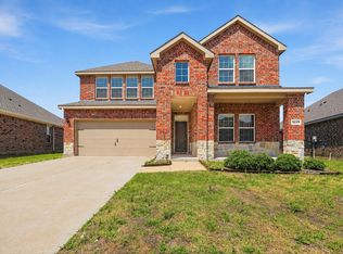 3245 Waldrop Dr, Forney, TX 75126