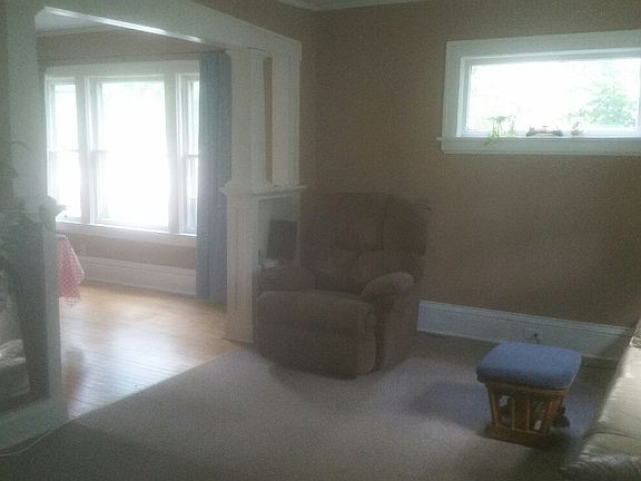 2nd image of 4324 Irving Ave N