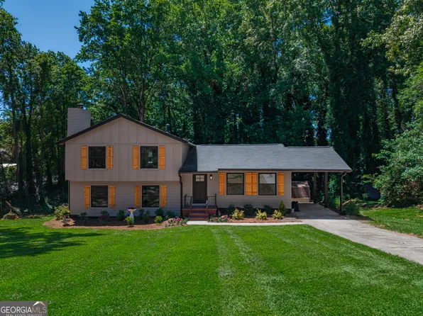 712 Overland Trl, Woodstock, GA 30189