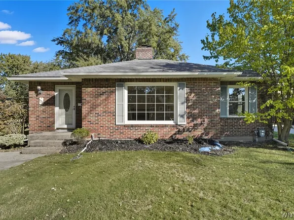 131 Colvinhurst Dr, Buffalo, NY 14223