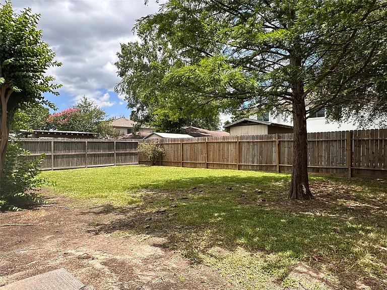28806 Stone Fox Dr — Photo 35