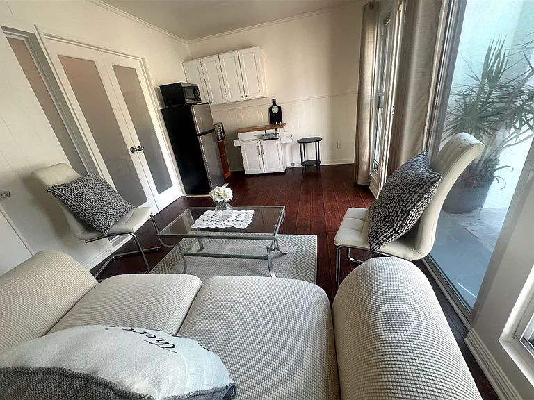 6467 W 85th Pl — Photo 3