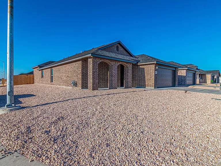 2060 Acacia Ln — Photo 26