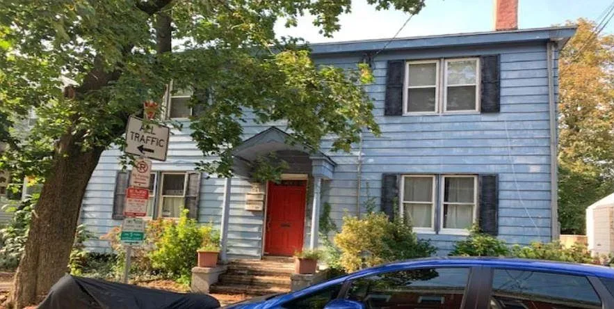 3 bed, 1.5 bath, 1440 sqft, $2,700 — Photo 2