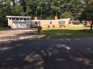 416 Jefferson St, Emporia, VA 23847