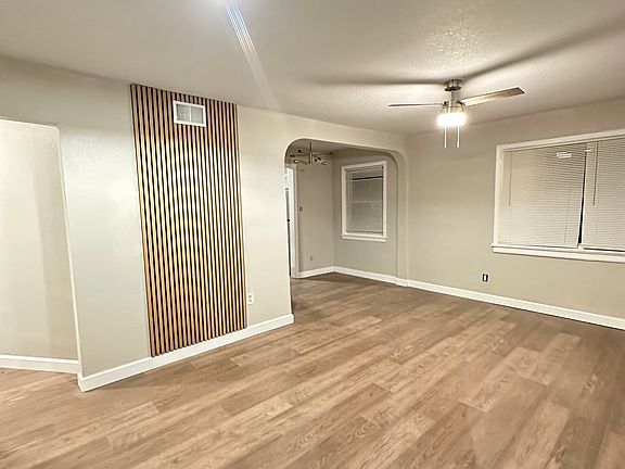 3rd image of 7406 Montgall Ave