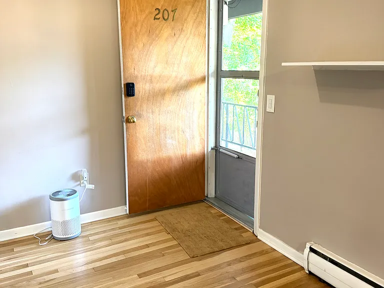 72 W Shore Rd #207 — Photo 12