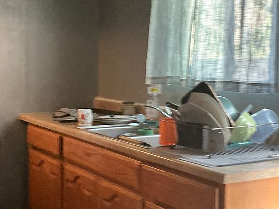 3rd image of 541 Palomas Dr SE Unit D