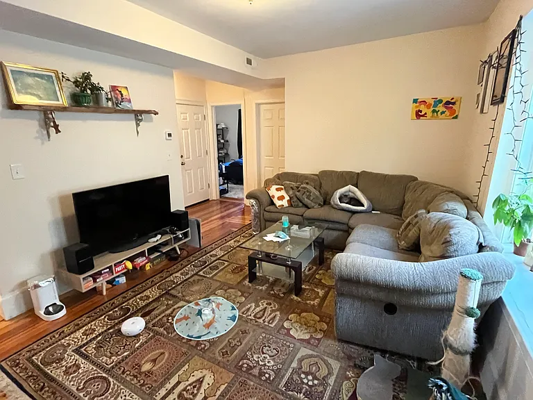 18 Willard Ave #3 — Photo 6