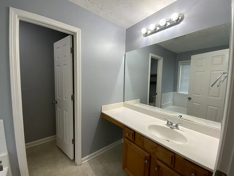 69 Jameston Dr — Photo 15