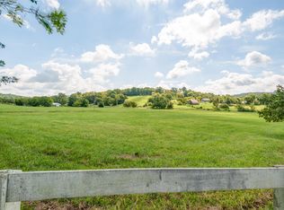 6876 Flat Creek Rd, College Grove, TN 37046