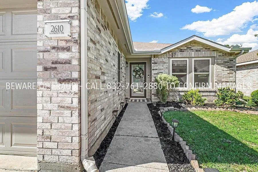 3/2 Charmer in the Heart of McKinney Near Highway 75! — Photo 3