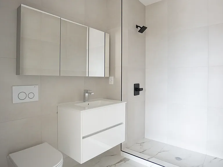 2402 Cortelyou Rd #504 — Photo 11