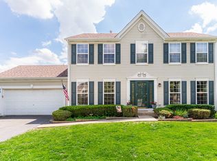 217 Arbor Ridge Dr, Montgomery, IL 60538