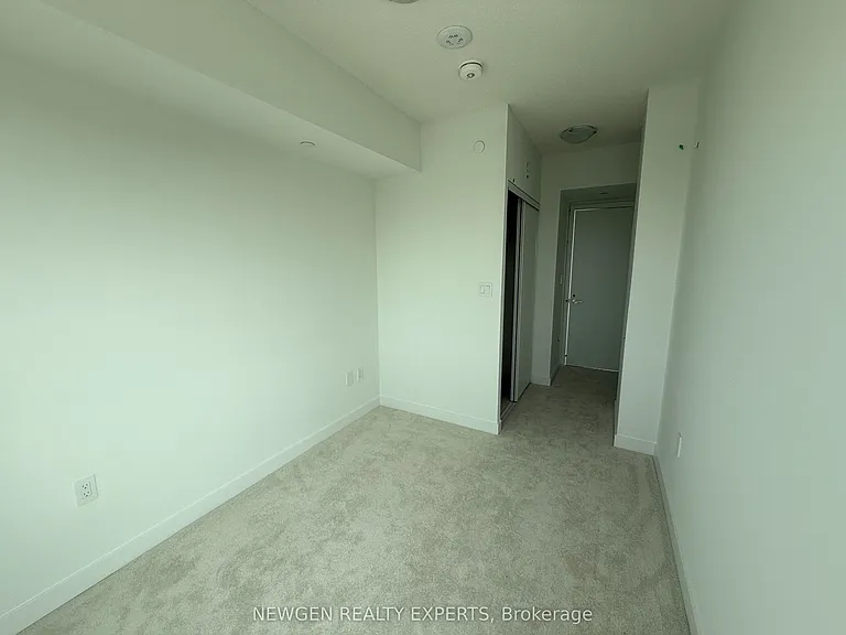 556 Marlee Ave #912 — Photo 15