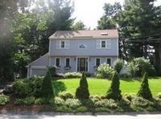 4 Old Mill Ln, Nashua, NH 03064