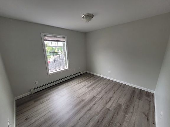 5th image of 6 Juniper Ln #6A