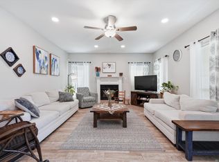 755 Meadow Bend Dr, Baton Rouge, LA 70820