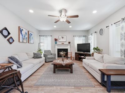 755 Meadow Bend Dr, Baton Rouge, LA, 70820