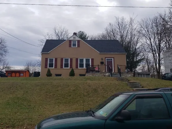 829 William St, Front Royal, VA 22630