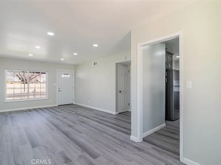 44961 5th St E — Photo 7