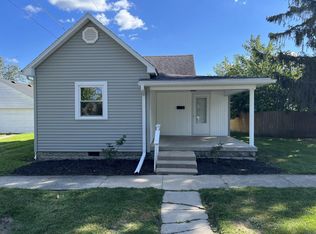 129 W 1st St, Albany, IN 47320