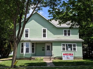 814 10th St #1/2, Menomonie, WI 54751