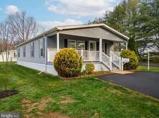 22 Holiday Ave, Hatfield, PA