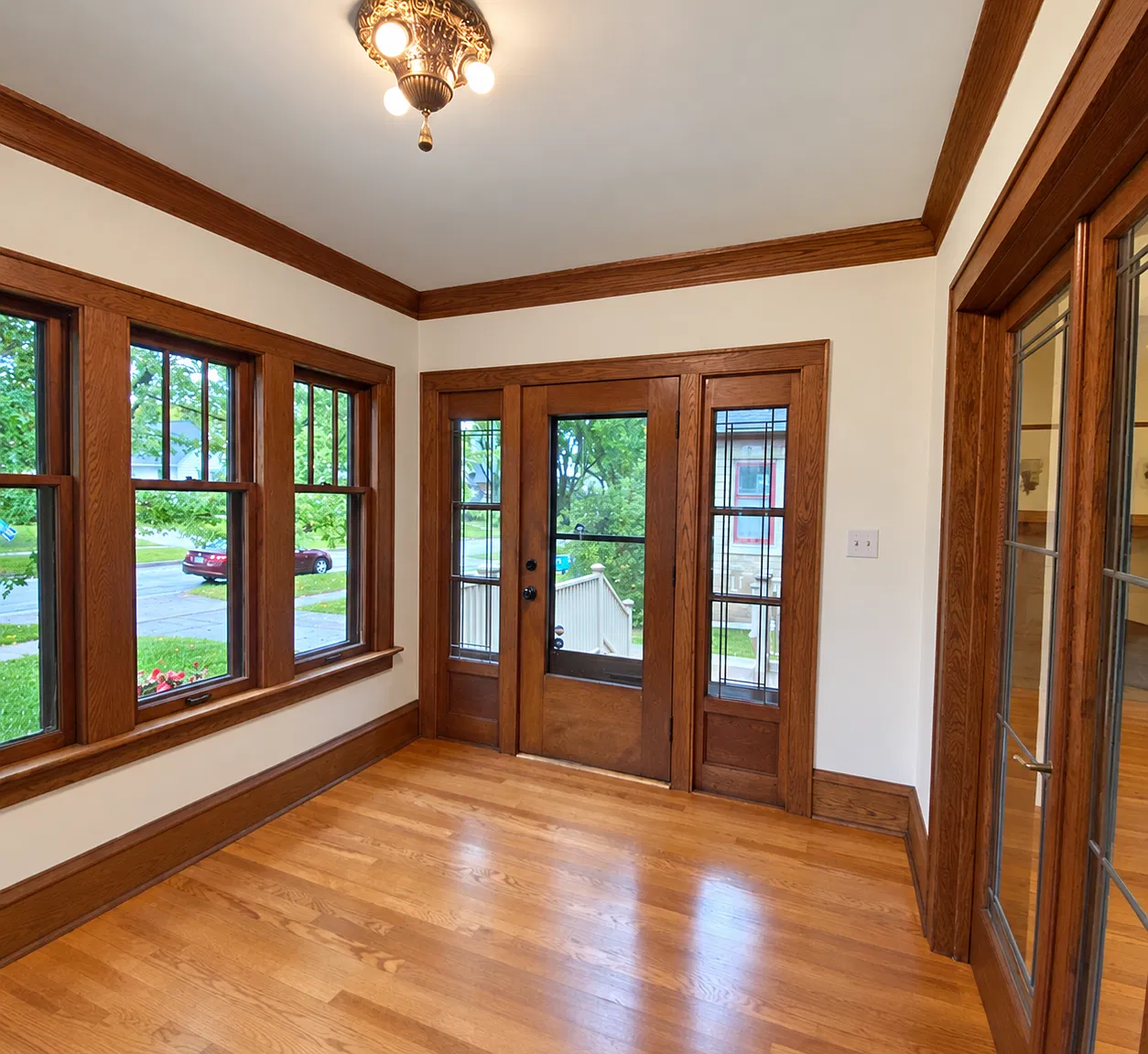 2 bed, 1.0 bath, 1080 sqft, $1,745 — Photo 3