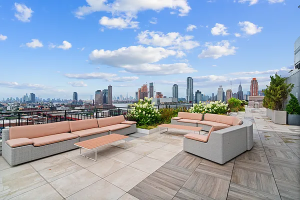 Rented by Nest Seekers International | media 6