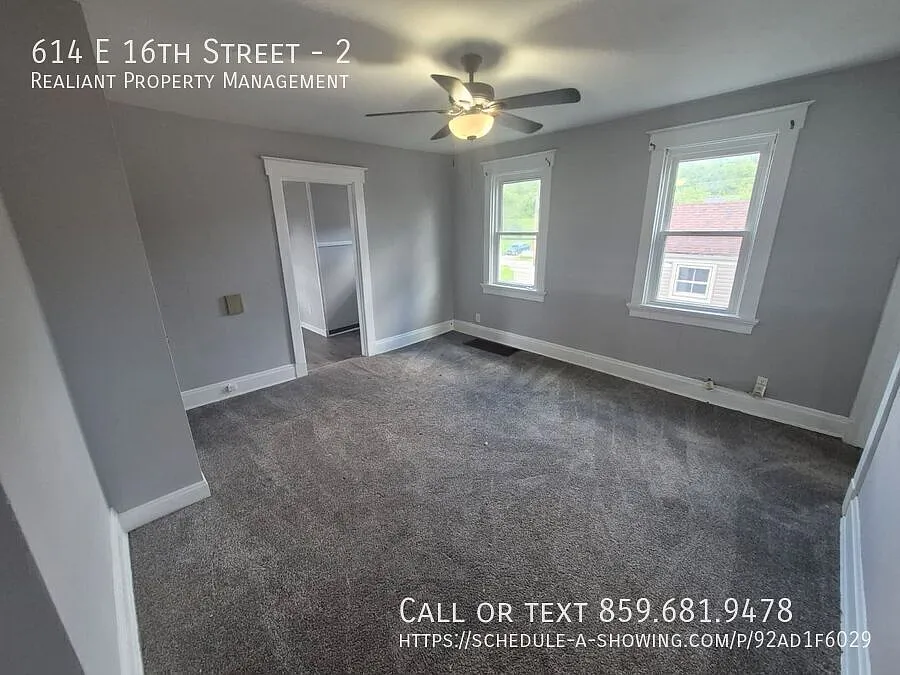 Building Photo - 614 E 16th St #2