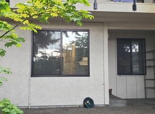 11623 127th Ln NE APT C8, Kirkland, WA 98034