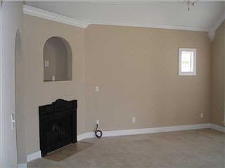 4th image of 136 Rossburg Dr
