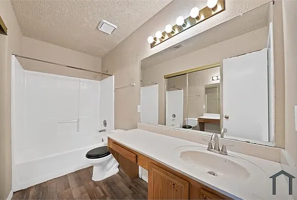 2820 Bent Brook Dr — Photo 10