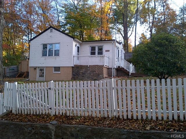 1st image of 466 Lake Shore Dr