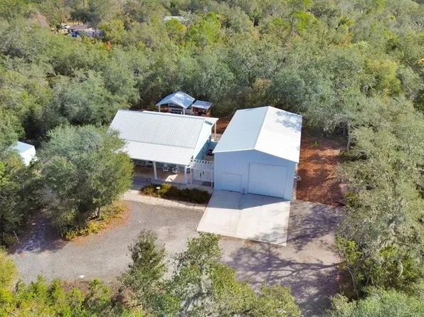4525 Owls Nest Ct, De Leon Springs, FL 32130
