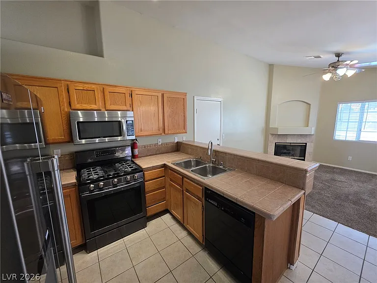 6674 Jordan River Dr — Photo 22