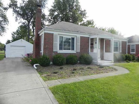 2nd image of 494 Moull St