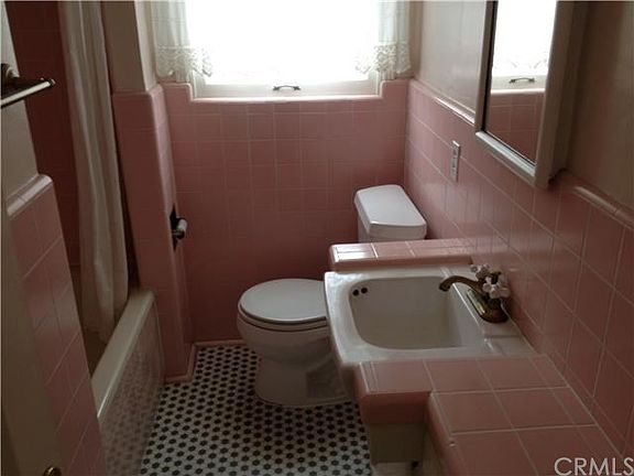 4th image of 148 Corona Ave