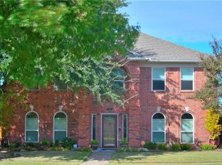 8113 Carson Ct, Rowlett, TX 75088