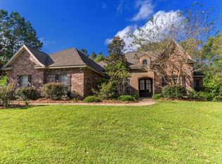 34 Broken Arrow Trl, Petal, MS 39465