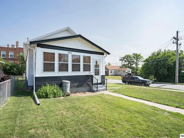 2702 Shirley St, Omaha, NE 68105