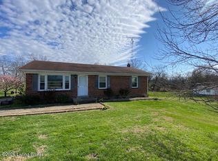 3765 Holy Cross Rd, Loretto, KY 40037
