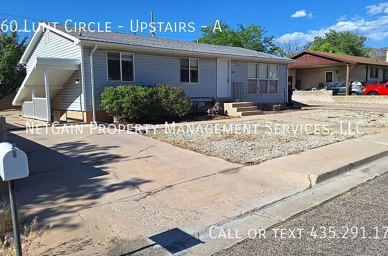 1060 Lunt Cir #A — Photo 3