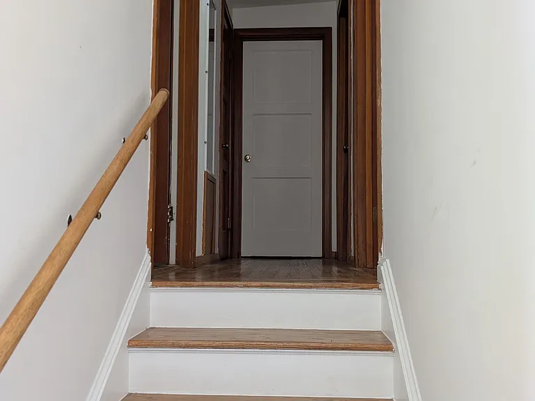 2152 37th St #B — Photo 11