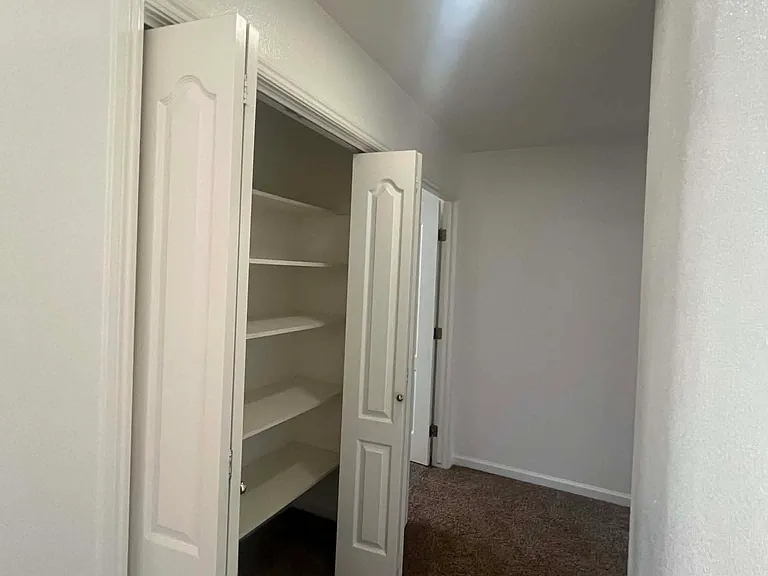 2120 Freedom St — Photo 11