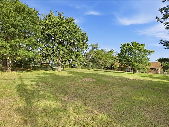 4th image of 40646 Fm 2979 Rd