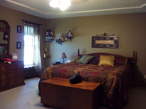 5th image of 1316 Meyer Dr