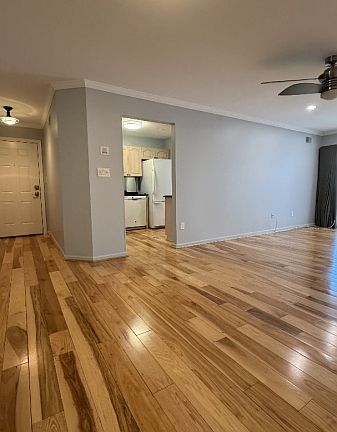 4th image of 81 Crestview Ln